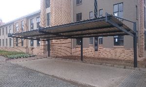 Full Cantilevered Flat Roof Hardport